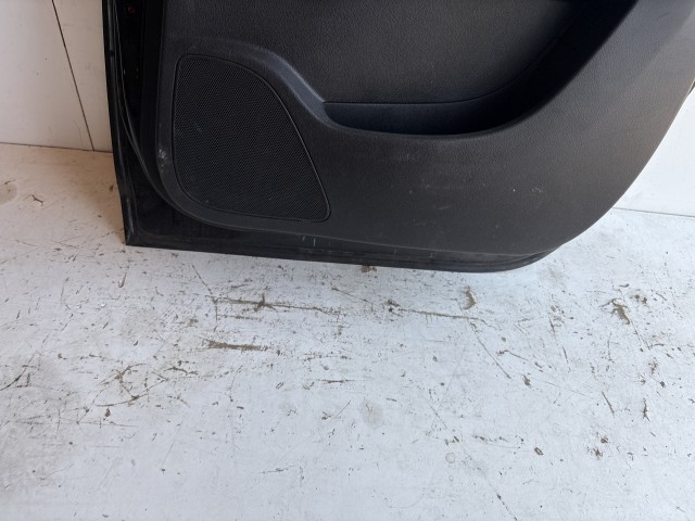 12396 Opel Meriva B 2010-2017 Jobb hátsó Ajtó Használt Fekete Z22c
