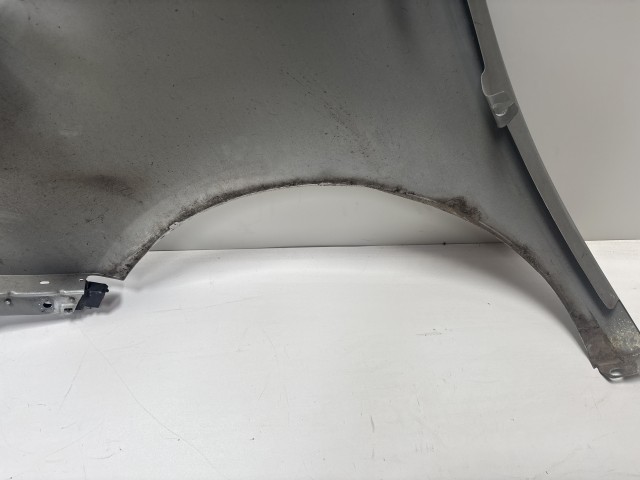 12422 Opel Meriva B 2010-2017 Jobb első Sárvédő Használt Ezüst Z176