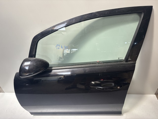 12430 Opel Corsa D 2006-2014 Bal első Ajtó HasználtFekete Z20R