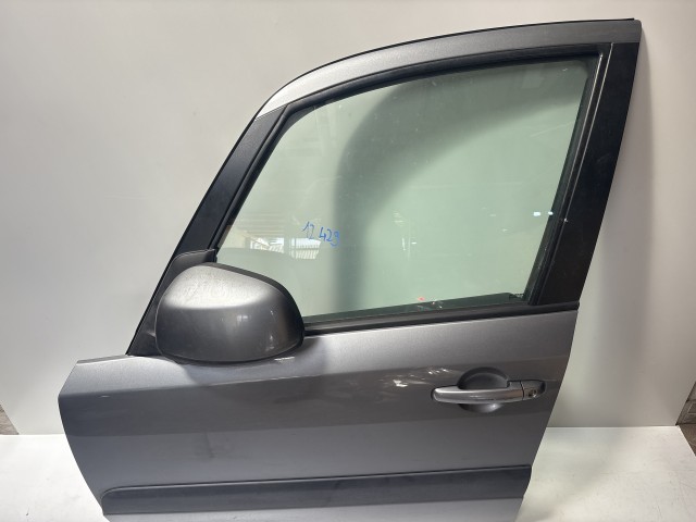 12429 Suzuki SX4 2007-2013 Bal első   Ajtó Használt