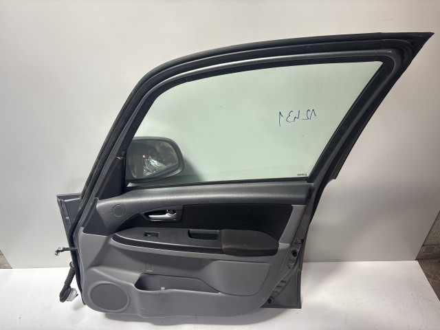 12431 Suzuki SX4 2007-2013 Jobb első Ajtó Használt Grafit