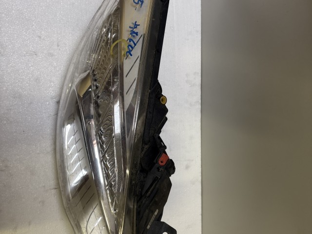 12465 Opel Meriva B Jobb első Lámpa Fényszóró Angol