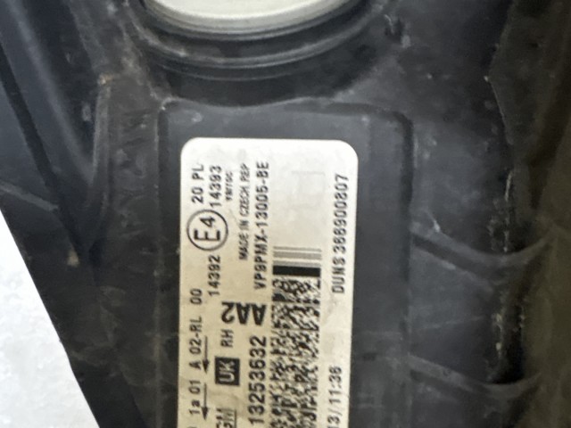 12466 Opel Meriva B Jobb első Lámpa Fényszóró Angol