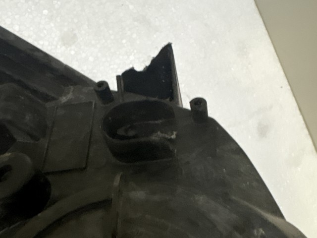 12466 Opel Meriva B Jobb első Lámpa Fényszóró Angol