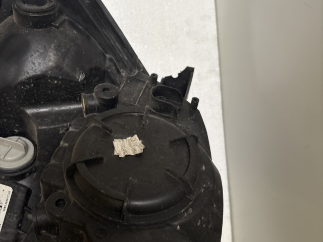 12481 Opel Meriva B  Jobb első Lámpa Fényszóró Angol