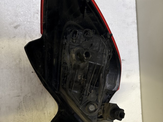 12494 Opel Corsa E Bal hátsó Lámpa 5 ajtós