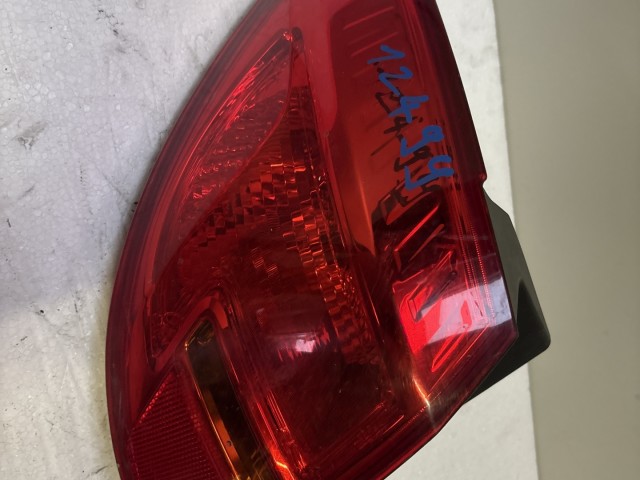 12499 Opel Meriva B 2010-2017 Bal hátsó Lámpa