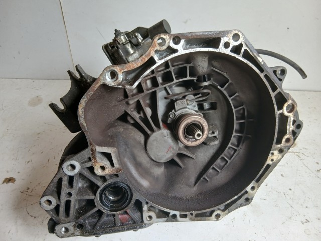 Opel Astra J 2009-2015 Váltó 1.6 benzin f17 5 sebességes