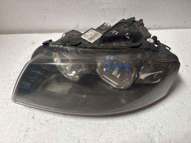 8258 Audi A3 8p 2003-2012 Bal első  Lámpa Fényszóró
