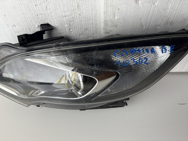 10302 Opel Zafira C 2011 Bal első Lámpa Fényszóró Angol 