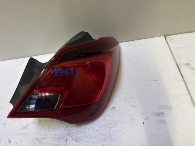 12492 Opel Corsa E Jobb hátsó Lámpa 5 ajtós