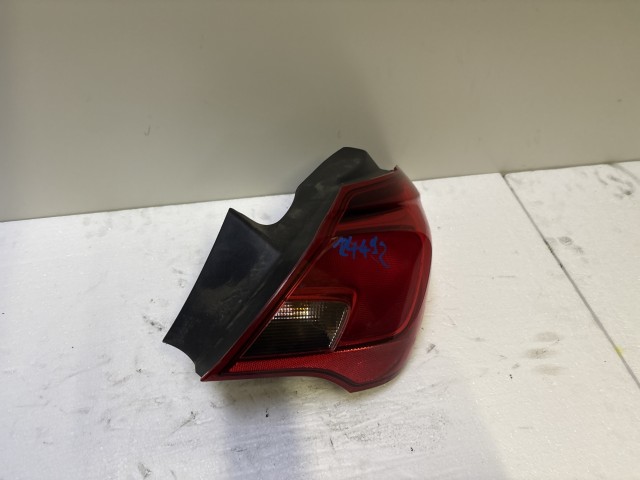 12492 Opel Corsa E Jobb hátsó Lámpa 5 ajtós