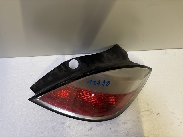 12490 Opel Astra H Jobb hátsó Lámpa 5 ajtós