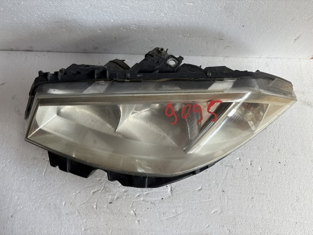 9095 Renault Megane II. 2002-2009 Bal első Lámpa Fényszóró