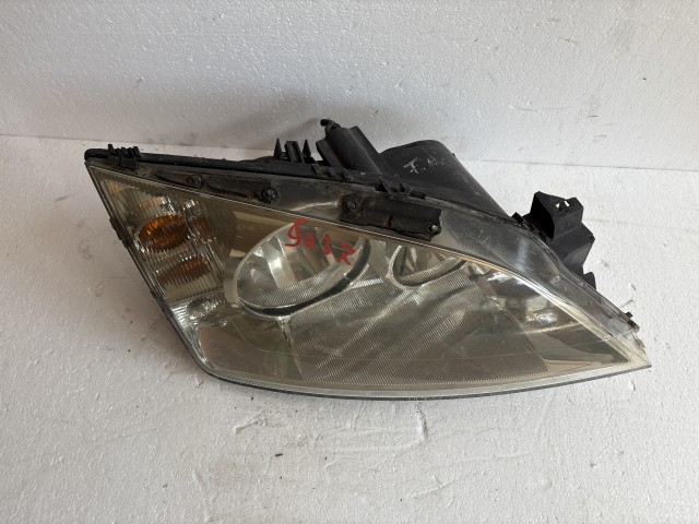 9037 Ford C-max 2003-2007 Jobb első Lámpa Fényszóró