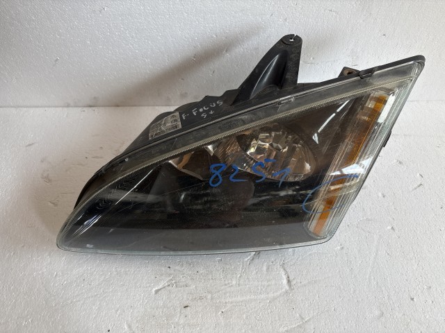 8251 Ford Focus II. 2004-2011Bal első Lámpa Fényszóró