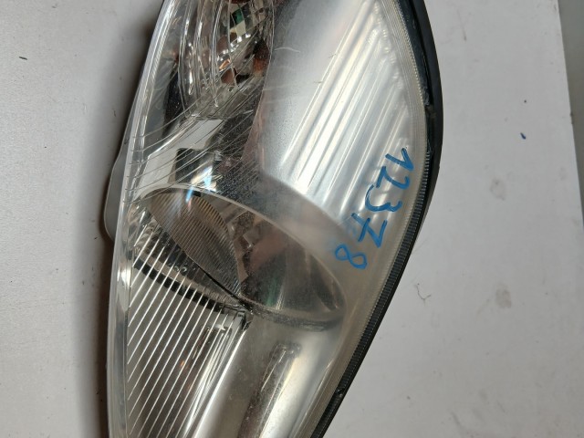 12520 Fiat Grande Punto  2005-2009 Jobb első Lámpa Fényszóró