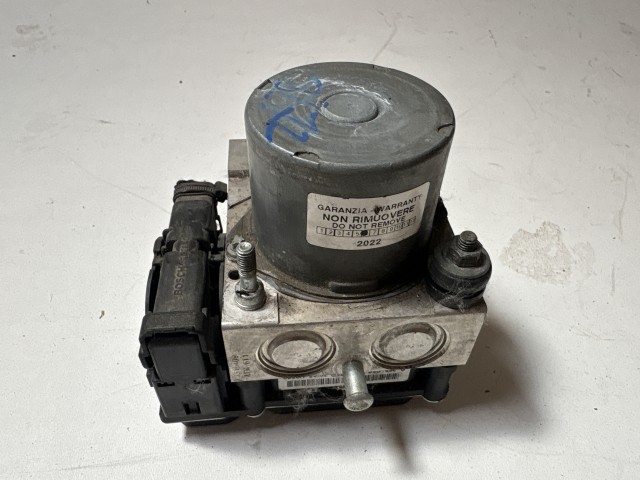 Opel Corsa D 2006-2014 Abs kocka Használt   