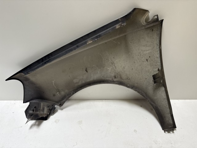 12534 Volkswagen Polo 2003-2009  Jobb első Fekete Sárvédő