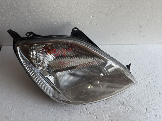 9081 Ford Fiesta v 2002-2005 Jobb első Lámpa Fényszóró