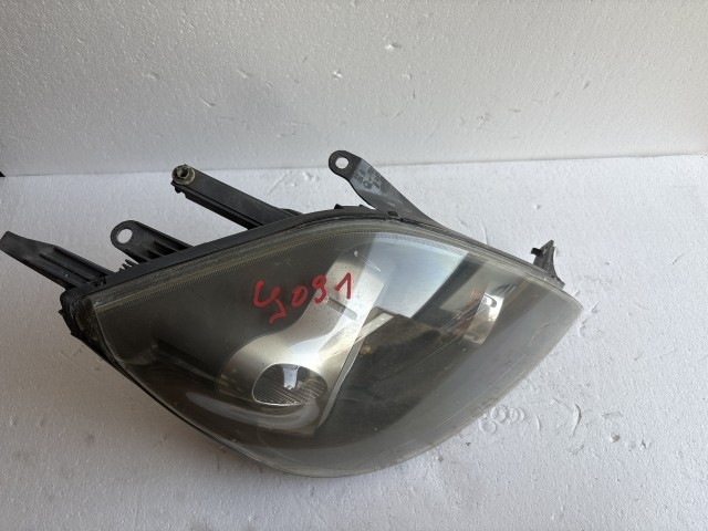 9091 Ford Fiesta v 2004-2008 Jobb első Lámpa Fényszóró