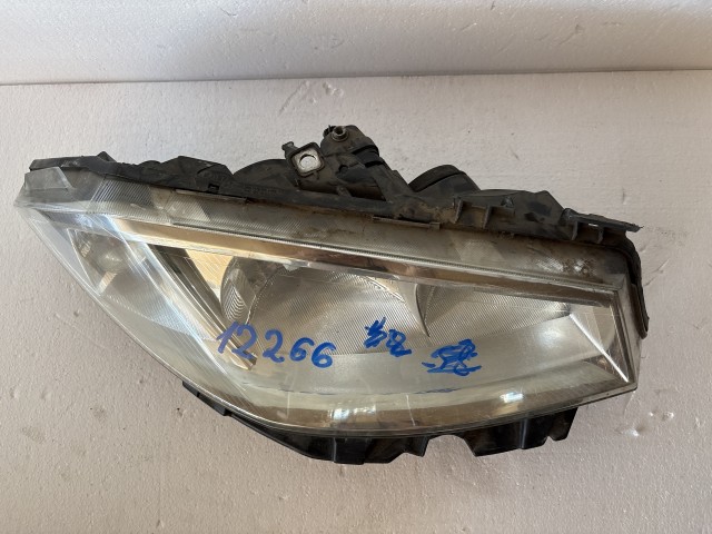12266 Renault Megane II. 2002-2009 Jobb első Lámpa Fényszóró