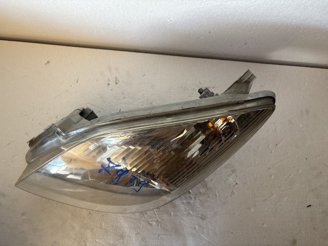 7939 Toyota Corolla Verso 2004-2009 Bal első  Lámpa Fényszóró