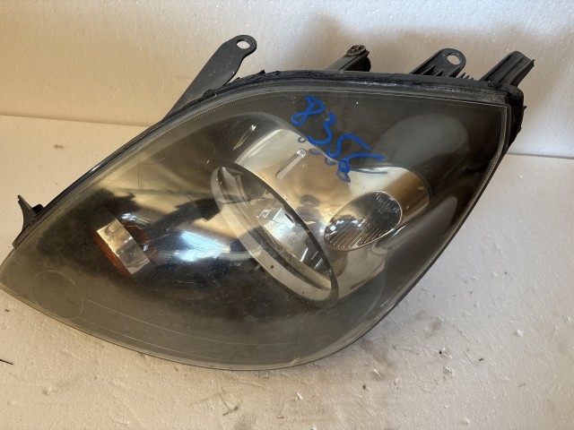 8356 Ford Fiesta v 2004-2008 Bal első  Lámpa Fényszóró
