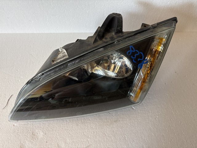 8338 Ford Focus II. 2004-2008 Bal első  Lámpa Fényszóró
