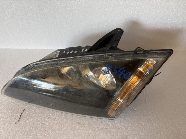 8340 Ford Focus II. 2004-2008 Bal első  Lámpa Fényszóró