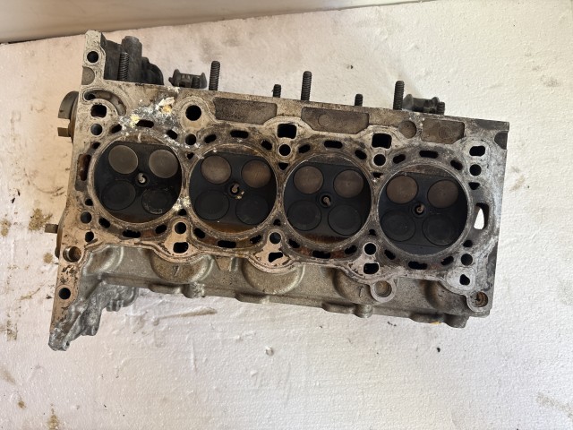Opel Meriva B Astra J Corsa D A14xer  Hengerfej