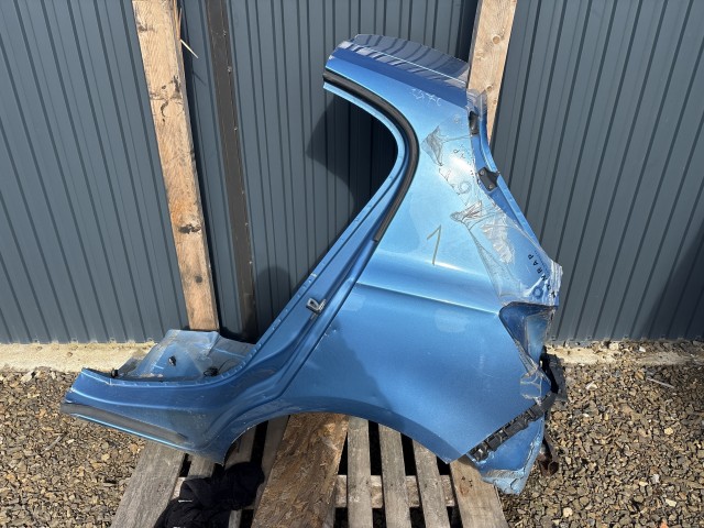 Opel Corsa E Bal hátsó negyed 5 ajtós