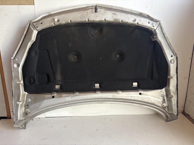 12621 Opel Insignia 2008-2016 Motorháztető Használt Ezüst  Z157