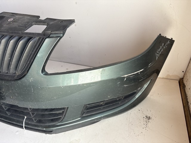 12632 Skoda Roomster 2006-2010 első Lökhárító Zöld