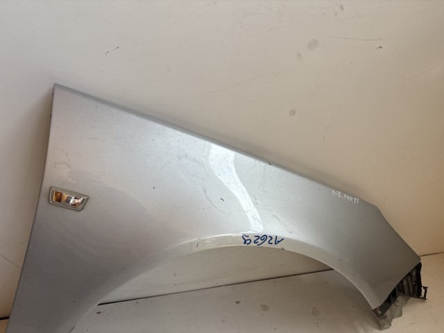 12629 Opel Insignia  Jobb első Sárvédő Ezüst Z176