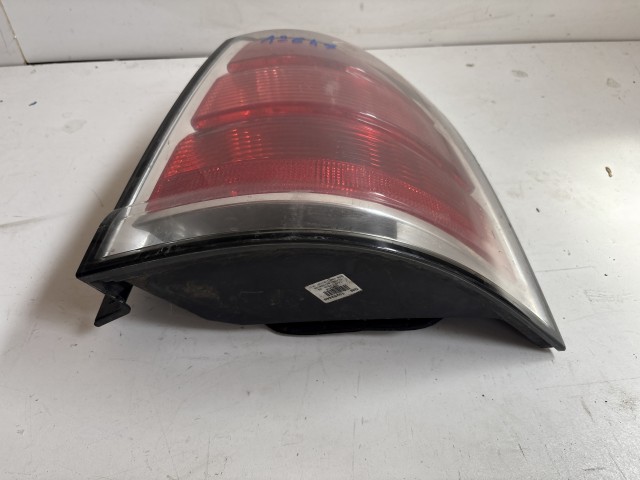 12647 Opel Zafira B Jobb Hátsó Lámpa