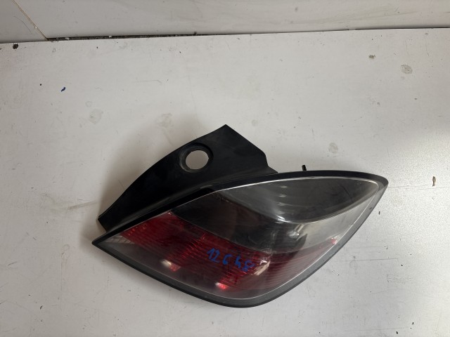 12648 Opel Astra H GTC  Jobb hátsó Lámpa 3 ajtós