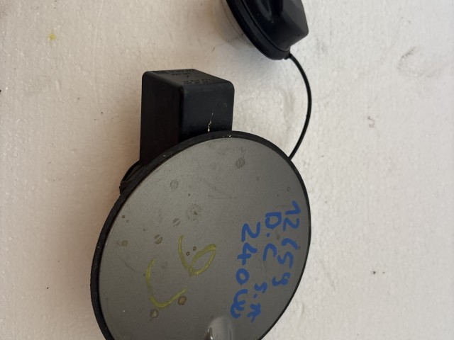 Opel Corsa D 2006-2014 Tankajtó Használt Z40w barna 