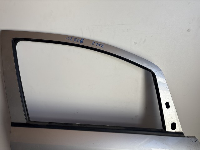 12707 Opel Zafira B Jobb első Ajtó Ezüst Z157
