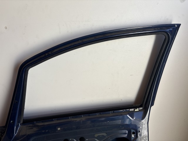 12709 Opel Zafira B Jobb első Ajtó Kék Z21b