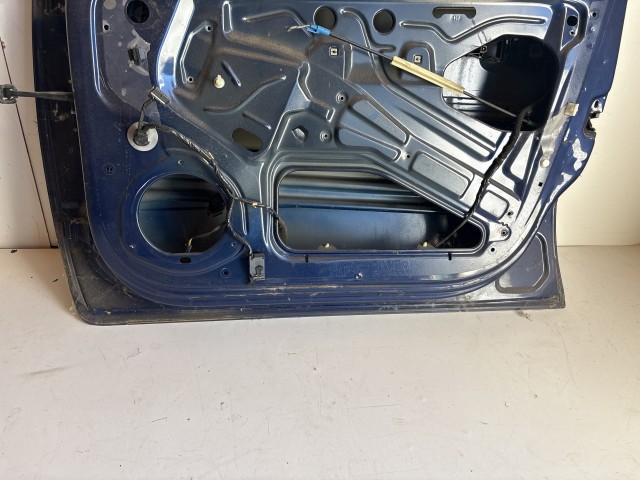 12709 Opel Zafira B Jobb első Ajtó Kék Z21b