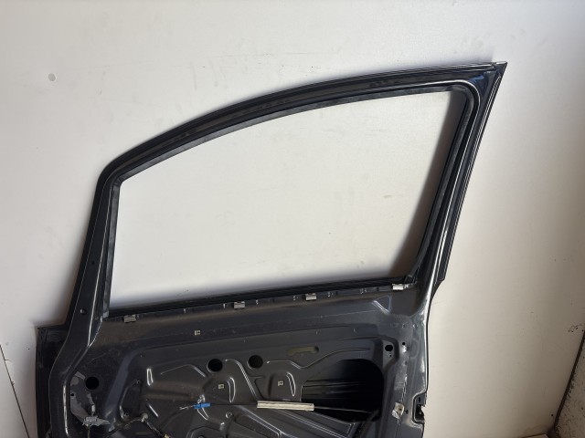 12710 Opel Zafira B Jobb első Ajtó Metrókék Z168