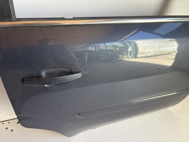 12701 Opel Zafira B Jobb hátsó Ajtó Metrókék Z168