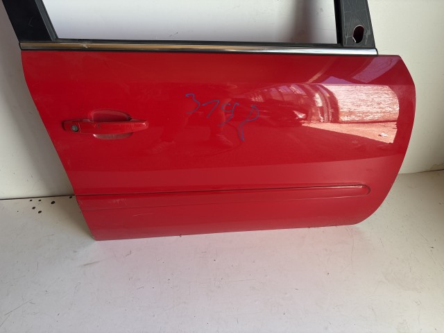 12715 Opel Zafira B Jobb első Ajtó Piros
