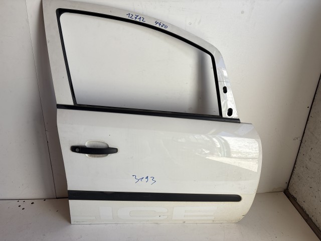 12712 Opel Zafira B Jobb első Ajtó Fehér Y474