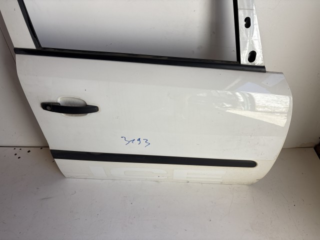 12712 Opel Zafira B Jobb első Ajtó Fehér Y474