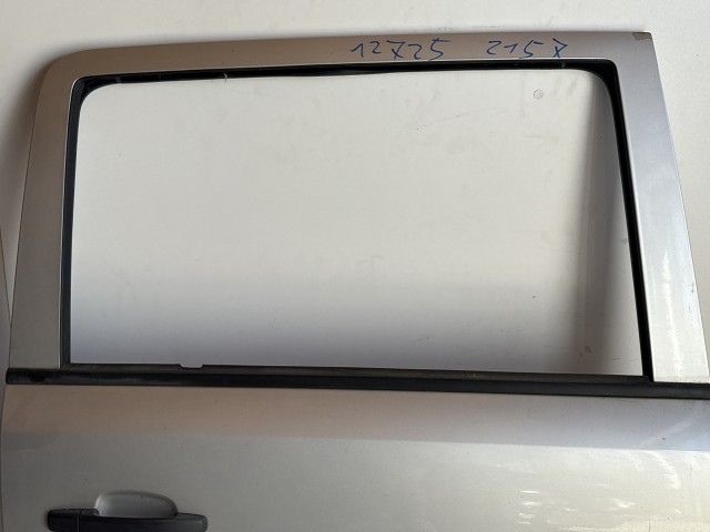 12725 Opel Zafira B Jobb hátsó Ajtó Szürke Z157