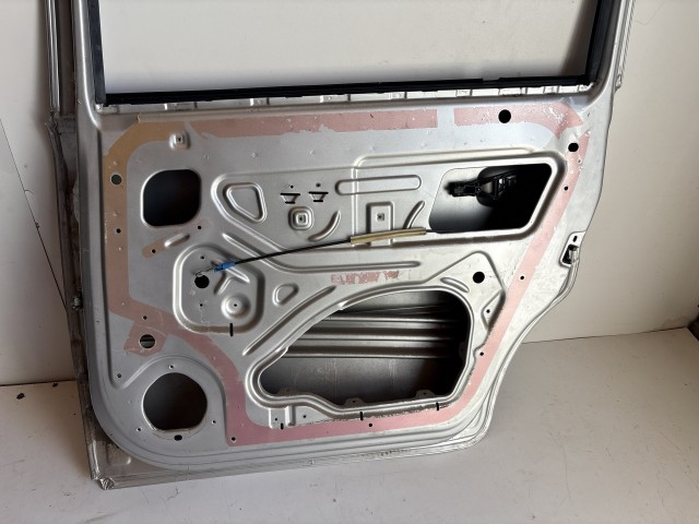 12725 Opel Zafira B Jobb hátsó Ajtó Szürke Z157