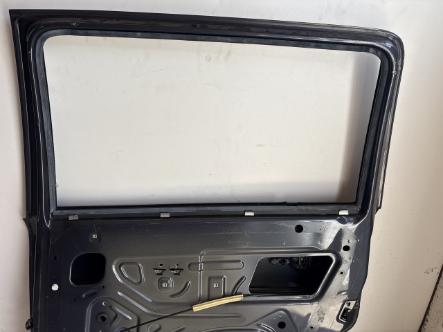 12729 Opel Zafira B Jobb hátsó Ajtó metrókék Z168