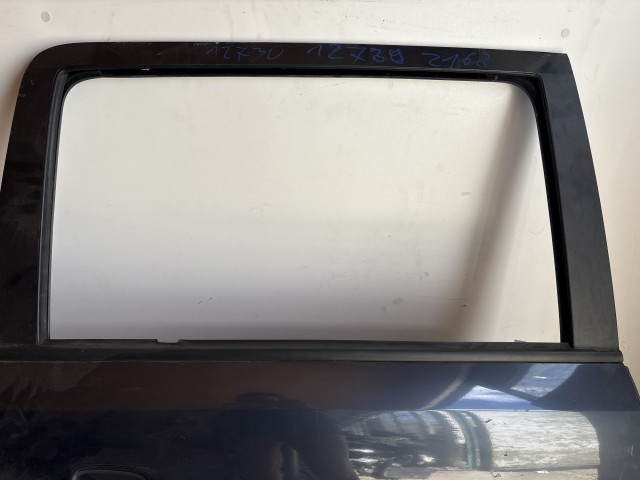 12730 Opel Zafira B Jobb hátsó Grafit Z168